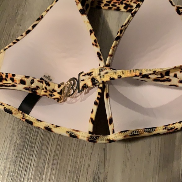 Victoria’s Secret leopard bikini set size small - Picture 4 of 5